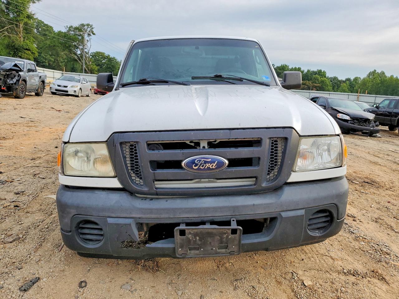 2009 Ford Ranger White vin: 1FTYR10D19PA47088