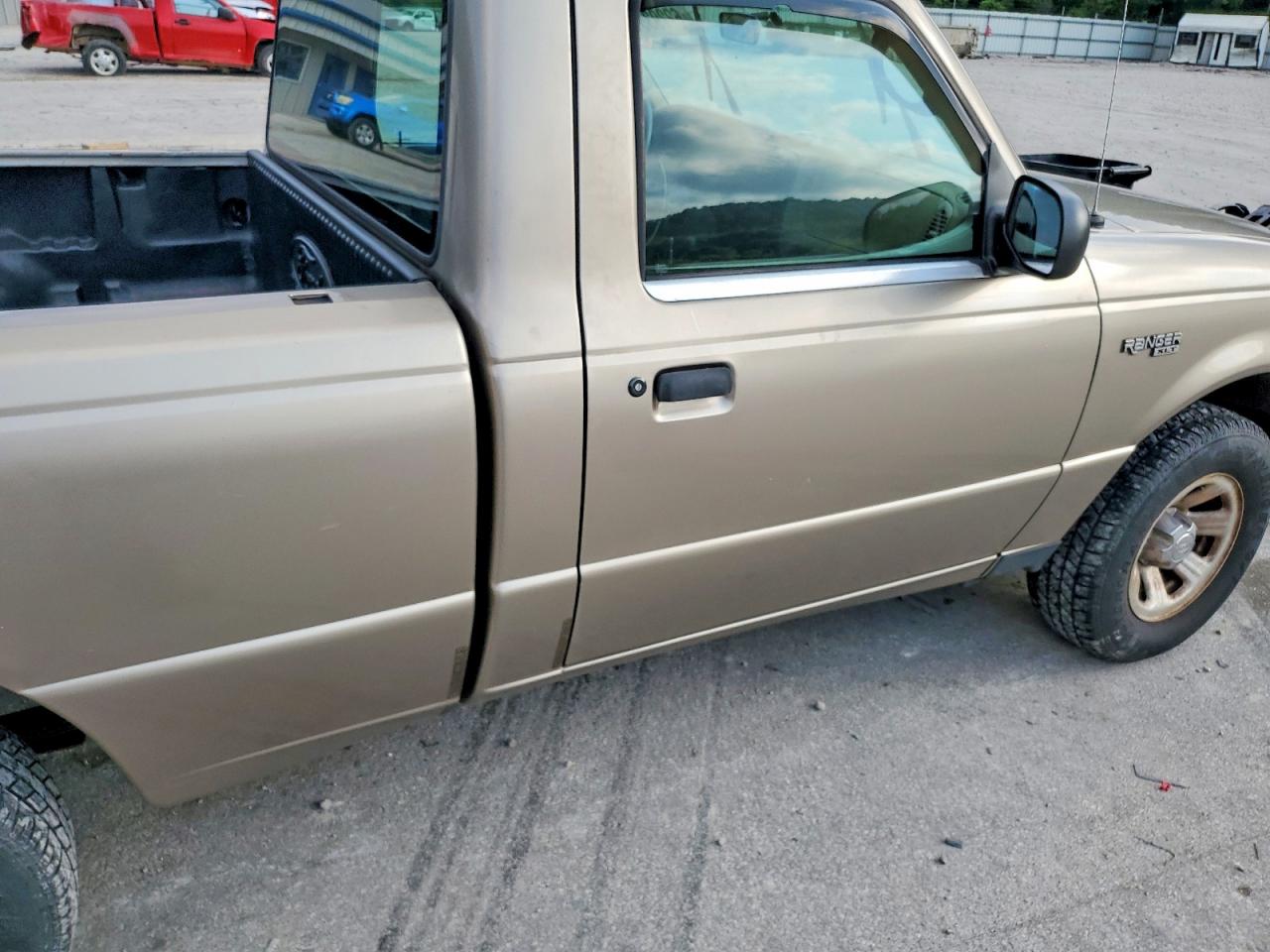2003 Ford Ranger Tan vin: 1FTYR10D23PB89439