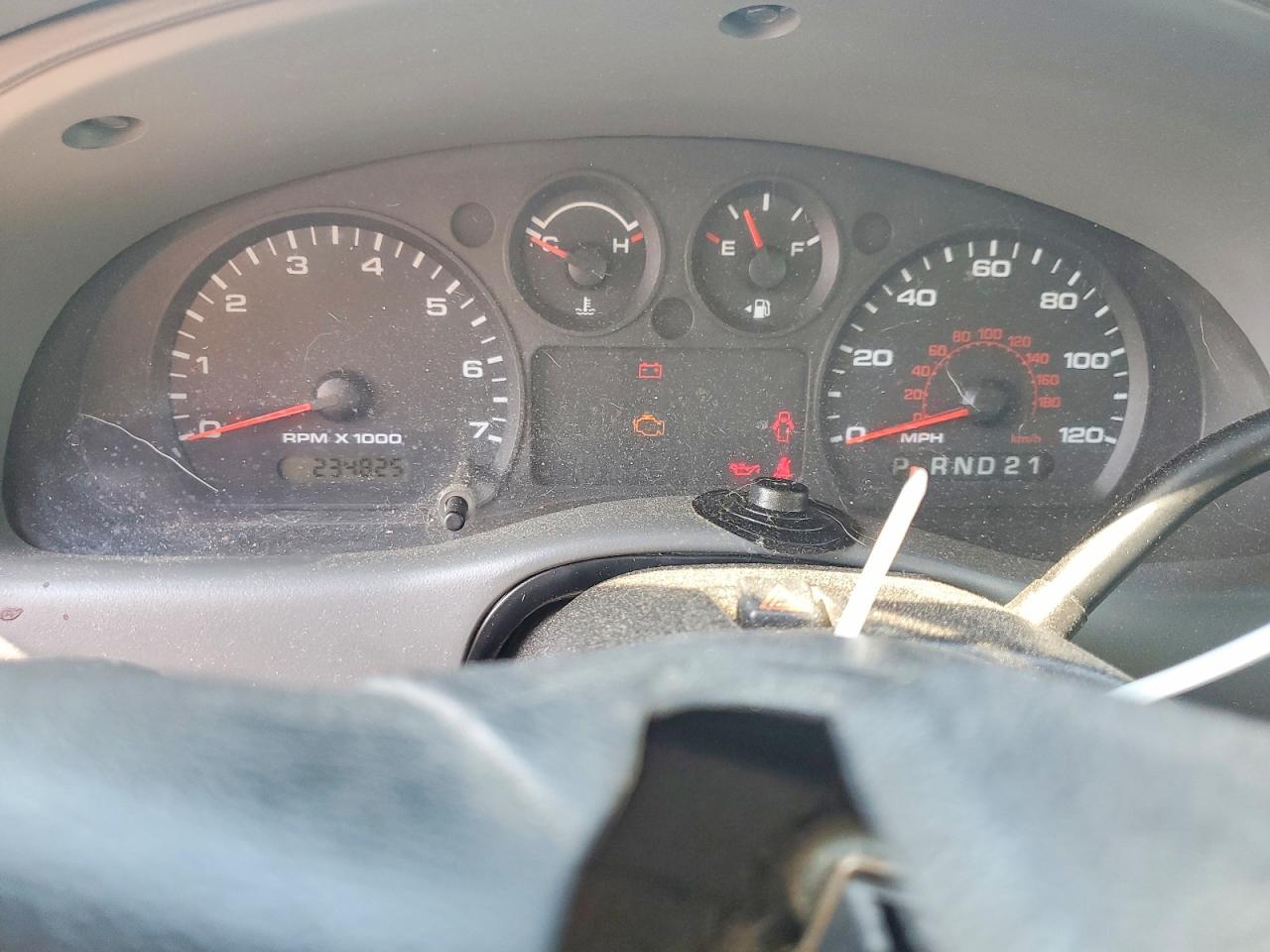 2005 Ford Ranger Белый vin: 1FTYR10D25PA65061
