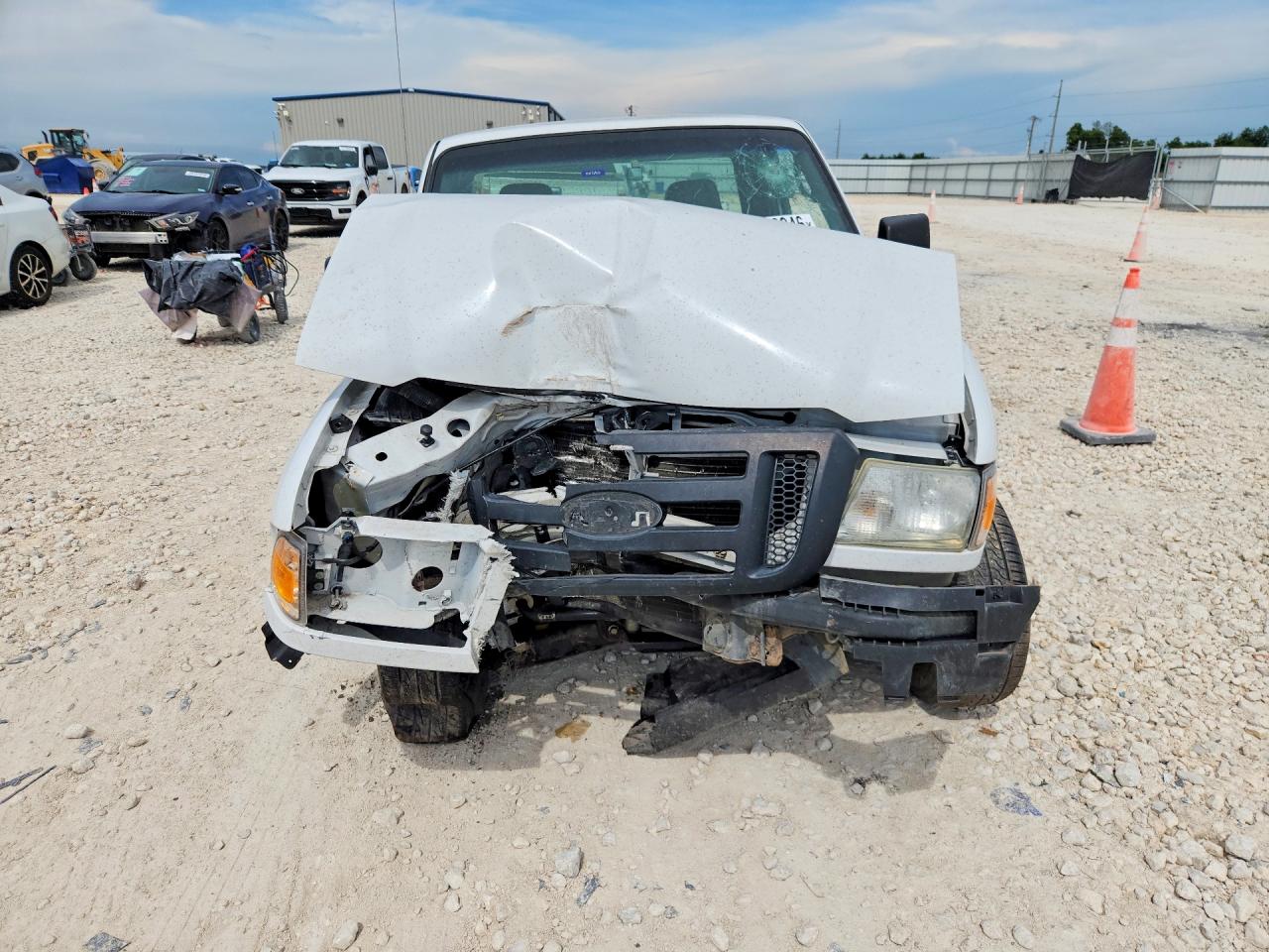 2008 Ford Ranger White vin: 1FTYR10D28PA06810