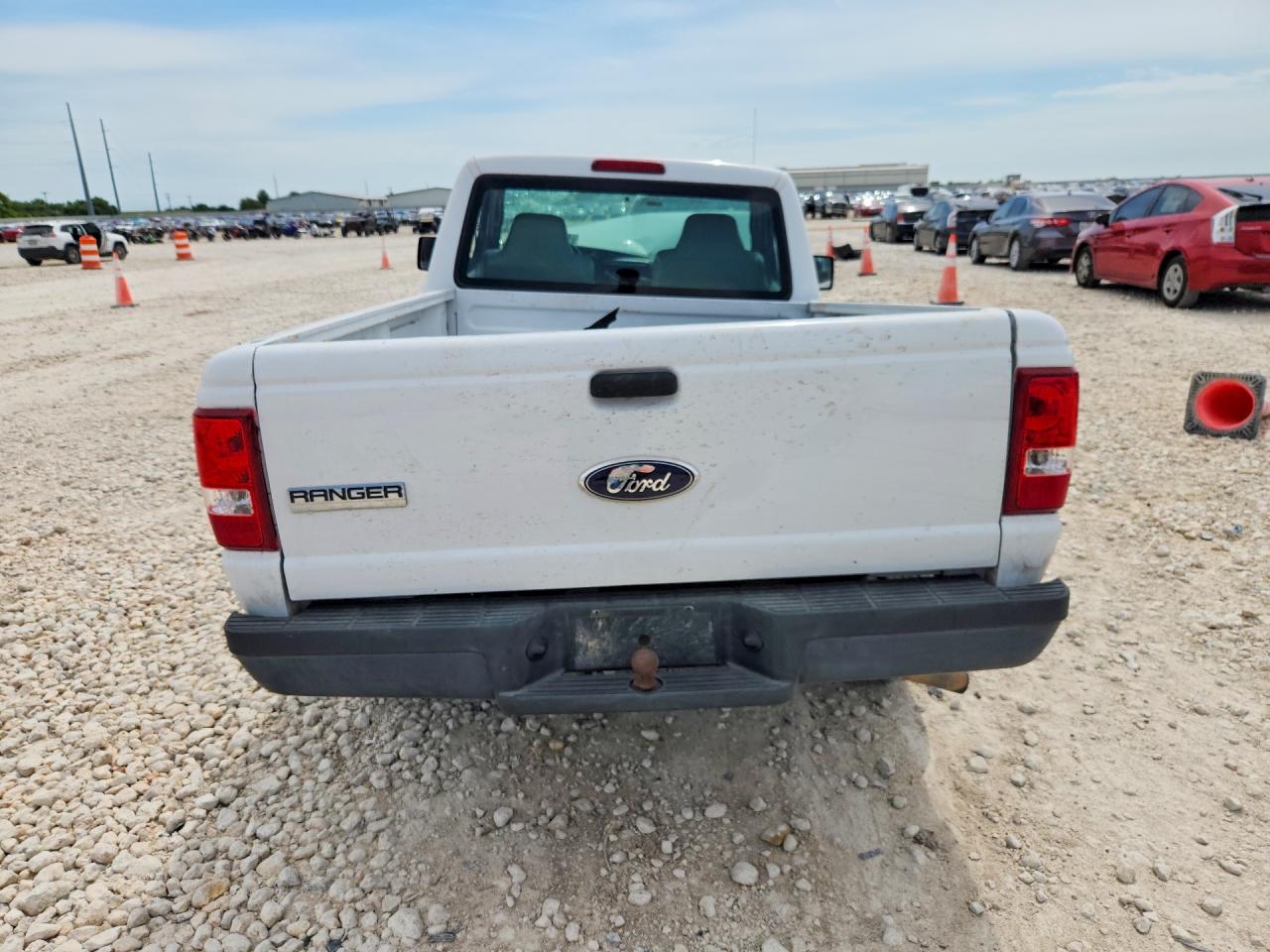 2008 Ford Ranger White vin: 1FTYR10D28PA06810