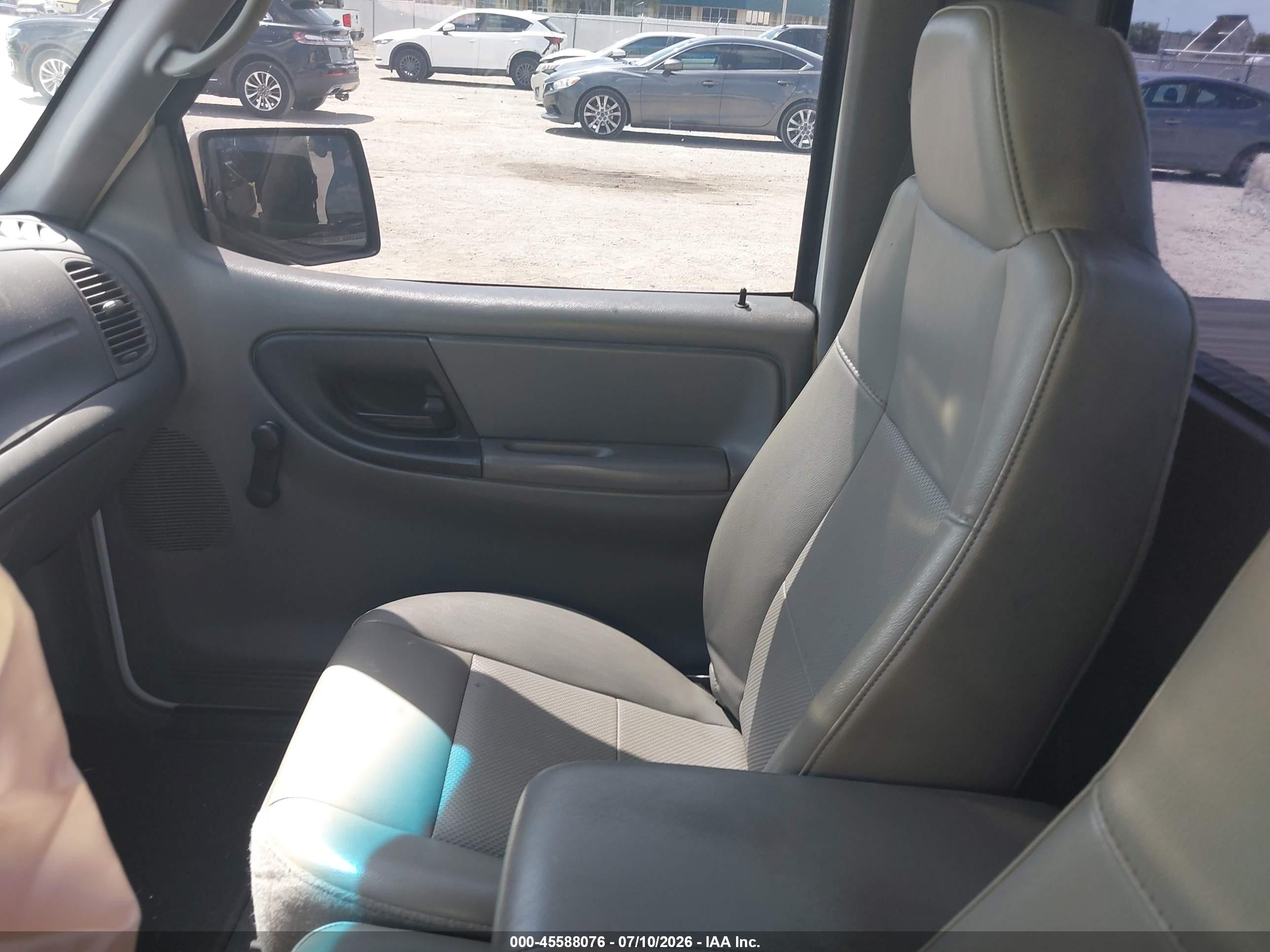 2008 Ford Ranger Xl White vin: 1FTYR10D28PA33666