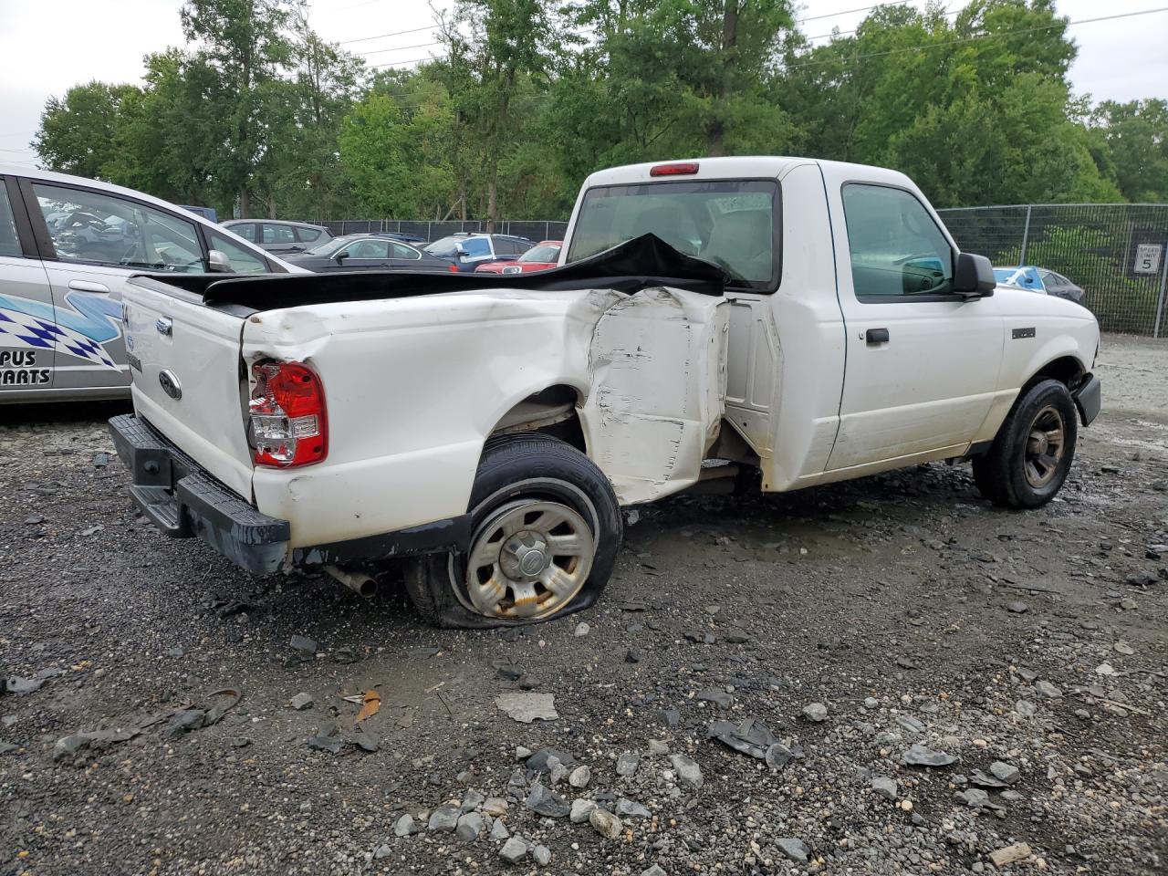 2008 Ford Ranger White vin: 1FTYR10D28PA97321 Damage: Right Cab Side, Multiple Scratches Heavy, 3