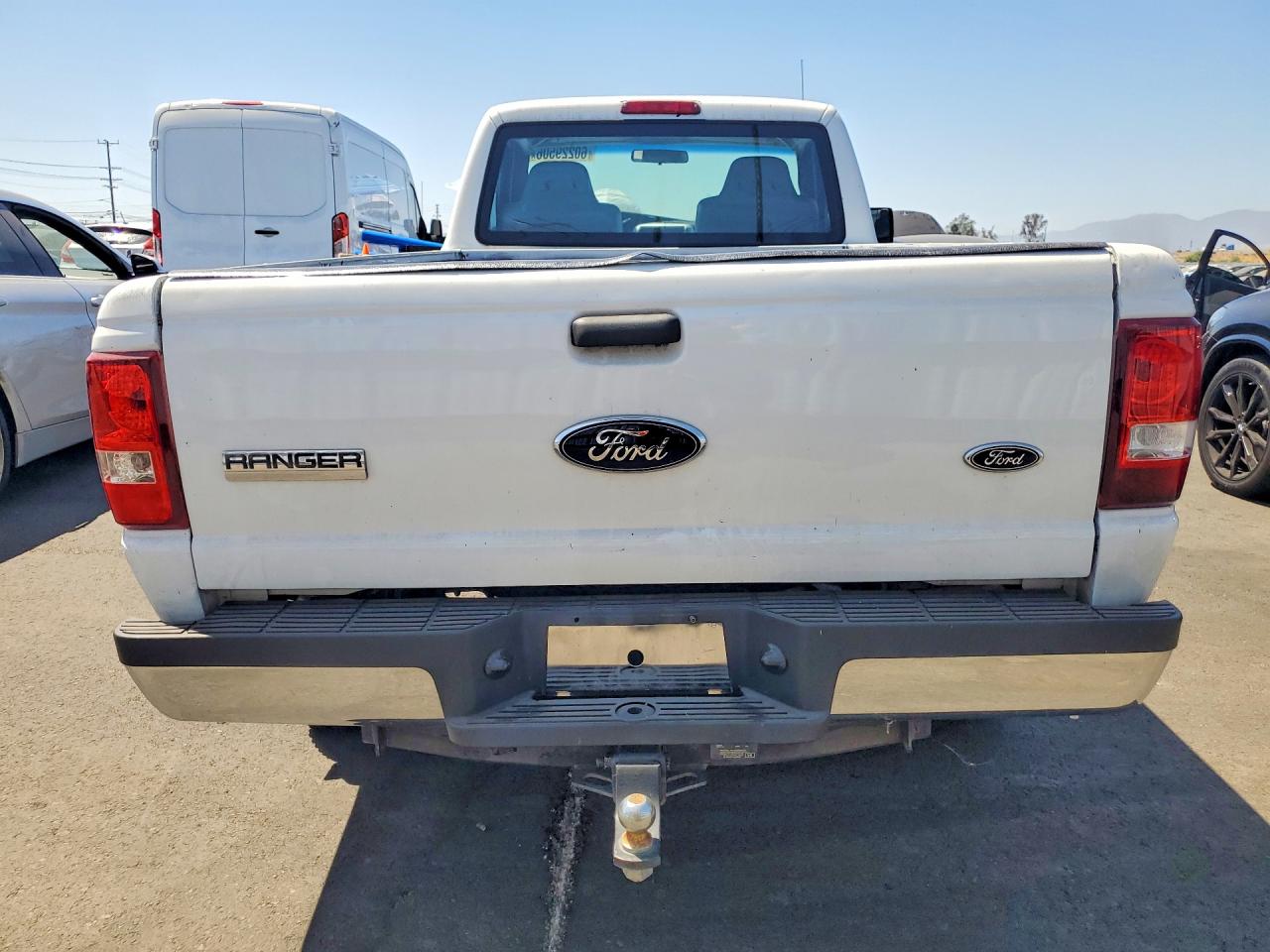 2009 Ford Ranger White vin: 1FTYR10D29PA40019