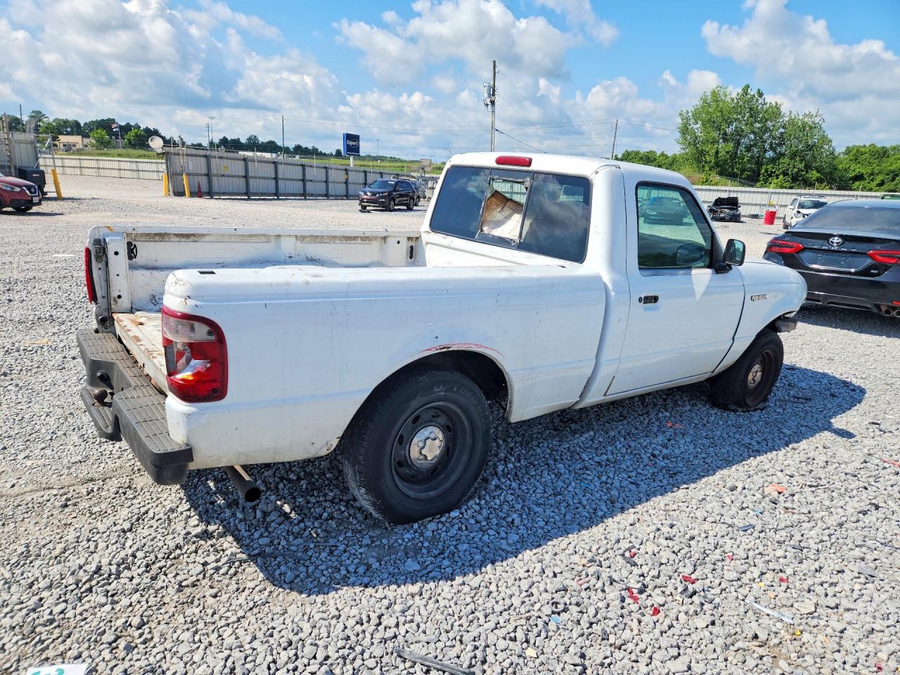 2002 Ford Ranger Белый vin: 1FTYR10D32PB38966