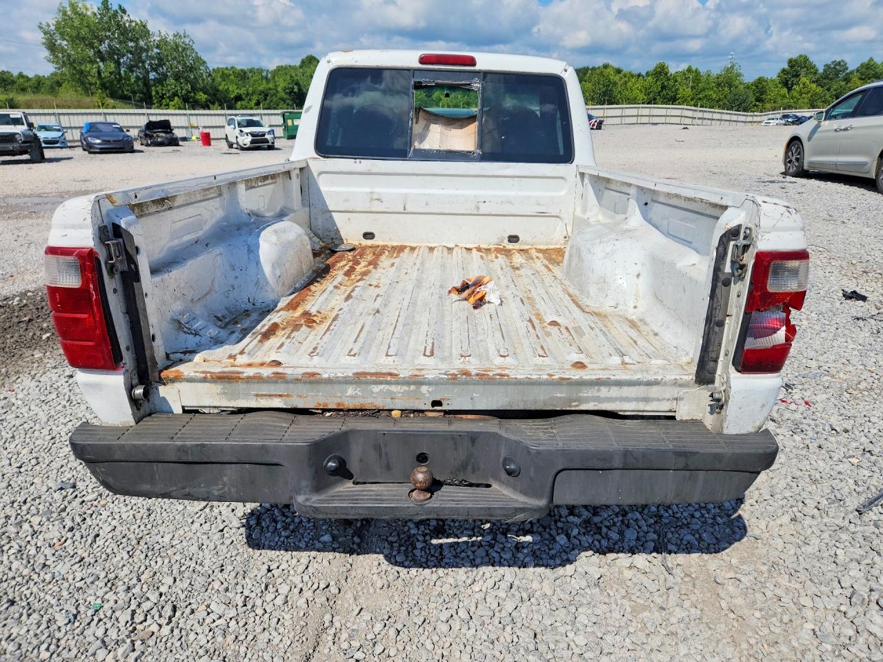 2002 Ford Ranger Белый vin: 1FTYR10D32PB38966