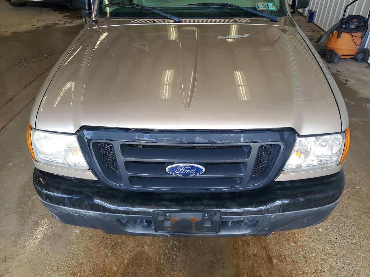 2004 Ford Ranger Beige vin: 1FTYR10D34PA08527