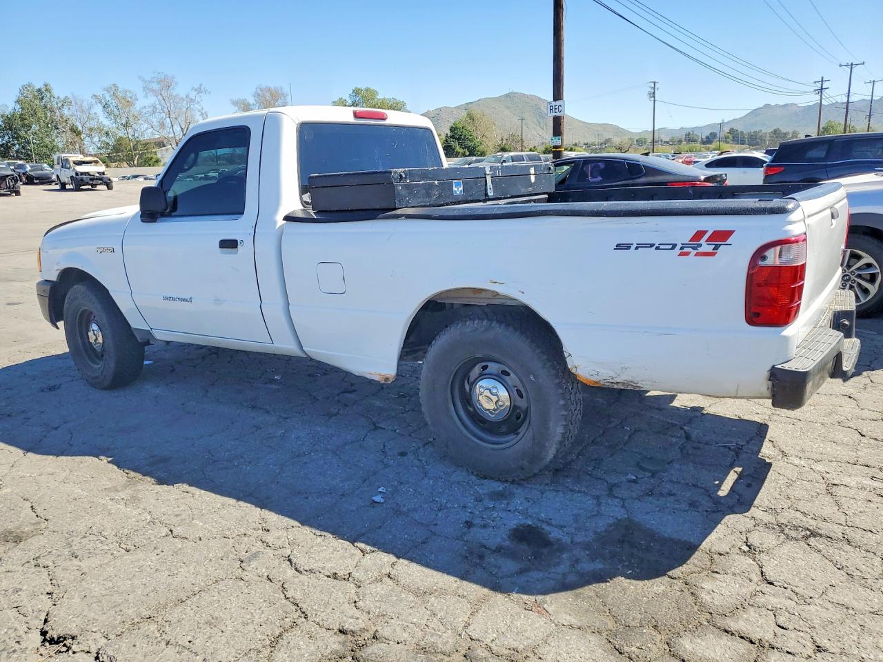 2004 Ford Ranger White vin: 1FTYR10D34PB31518