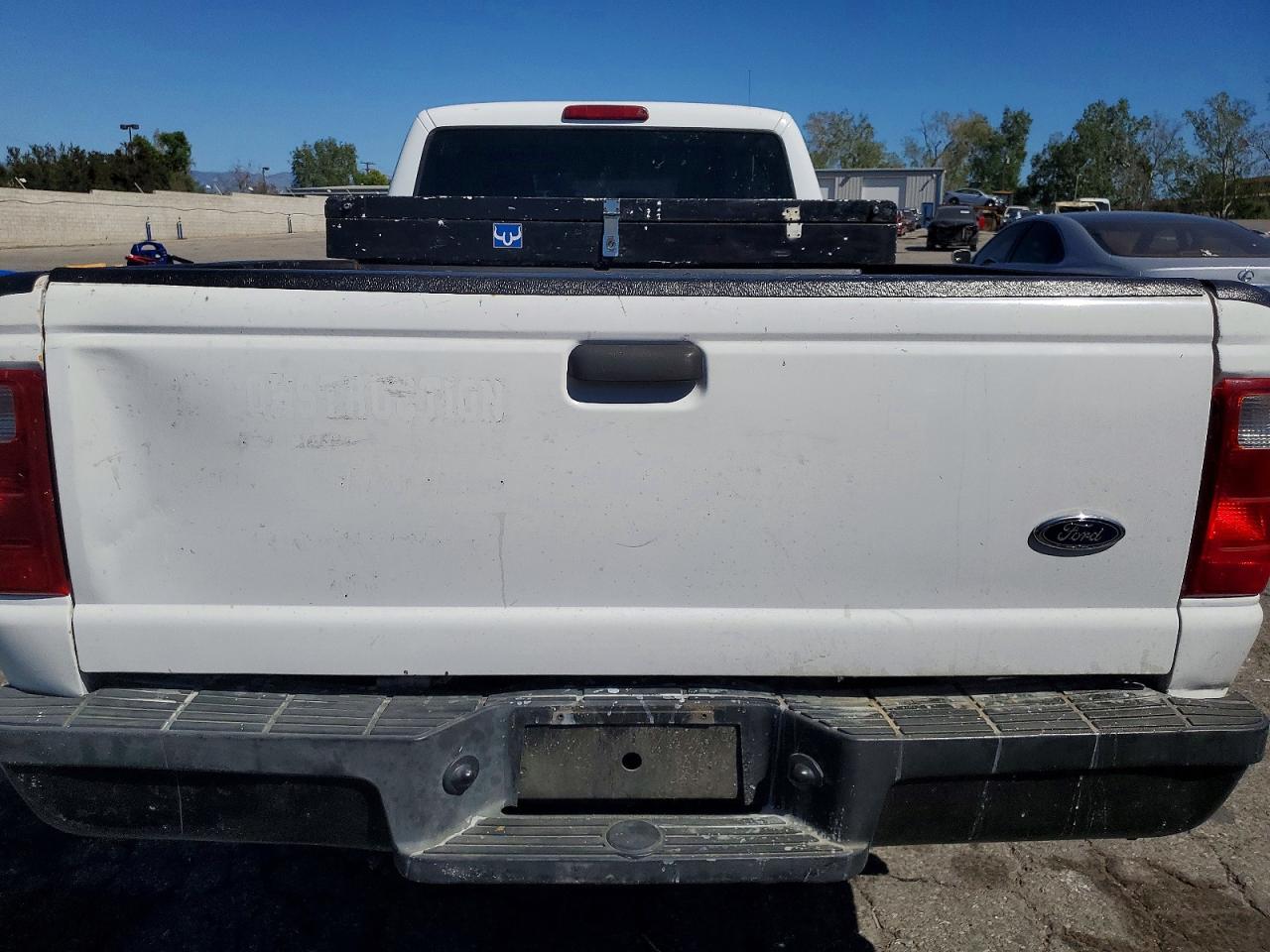 2004 Ford Ranger White vin: 1FTYR10D34PB31518