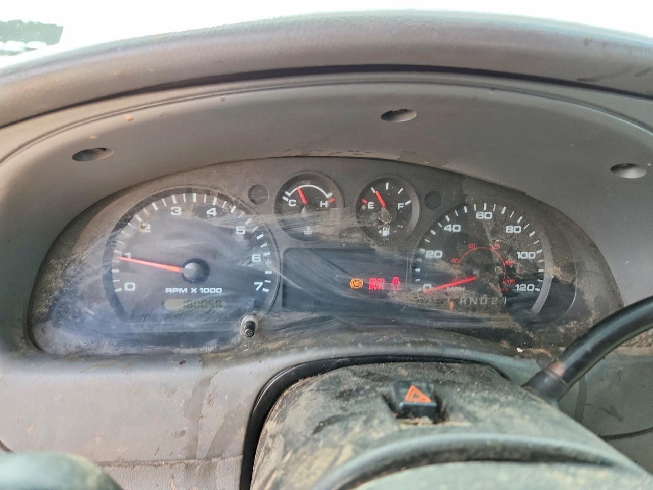 2004 Ford Ranger White vin: 1FTYR10D34PB59934