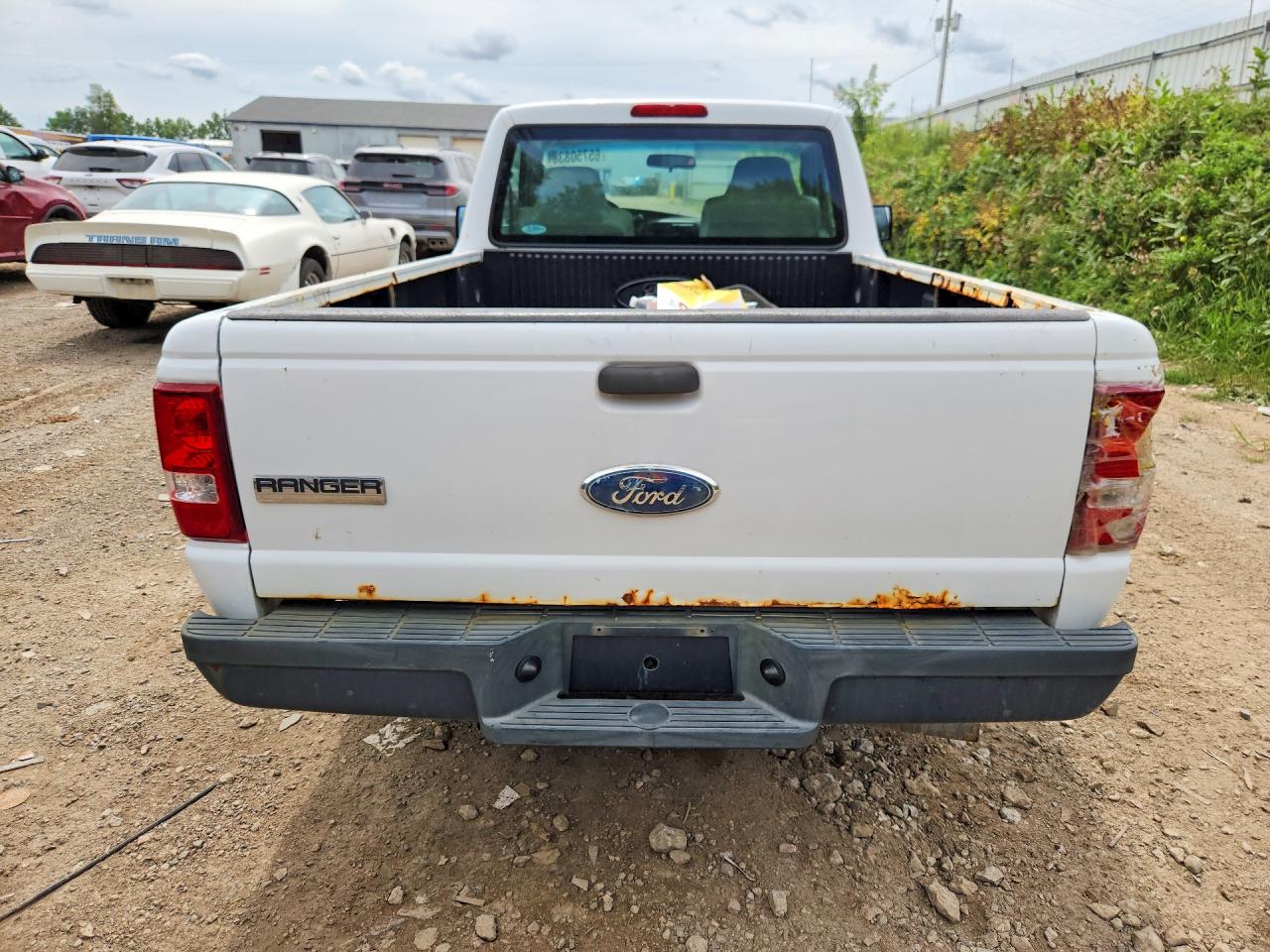 2008 Ford Ranger White vin: 1FTYR10D38PA72203