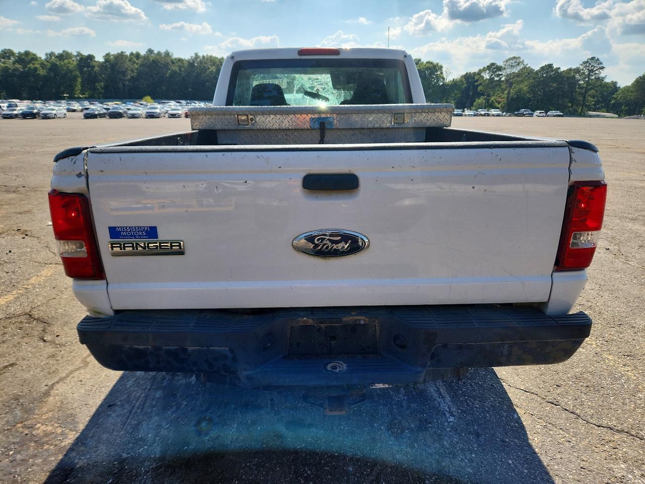 2009 Ford Ranger White vin: 1FTYR10D39PA13928