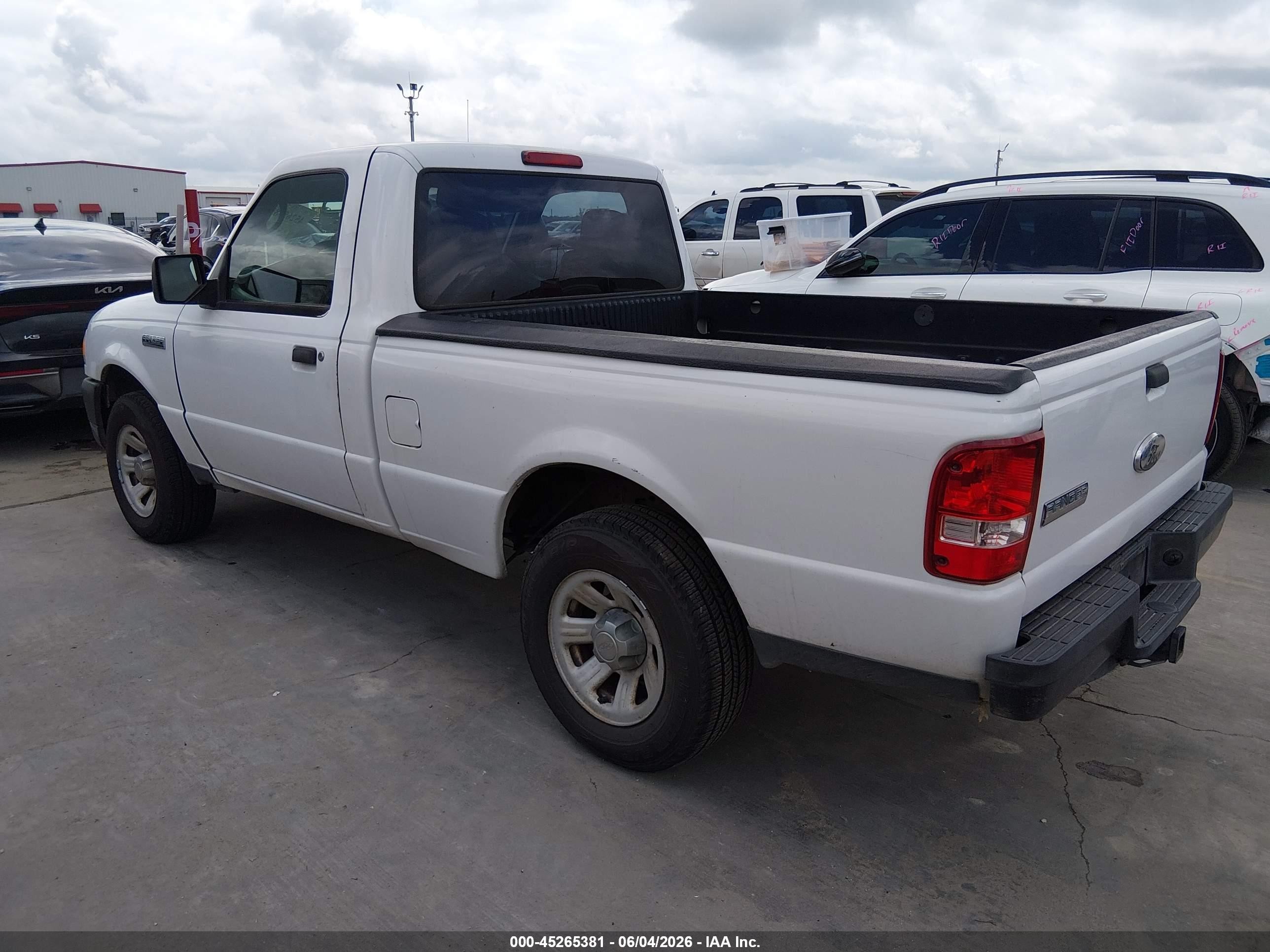 2009 Ford Ranger Xl Белый vin: 1FTYR10D39PA35766