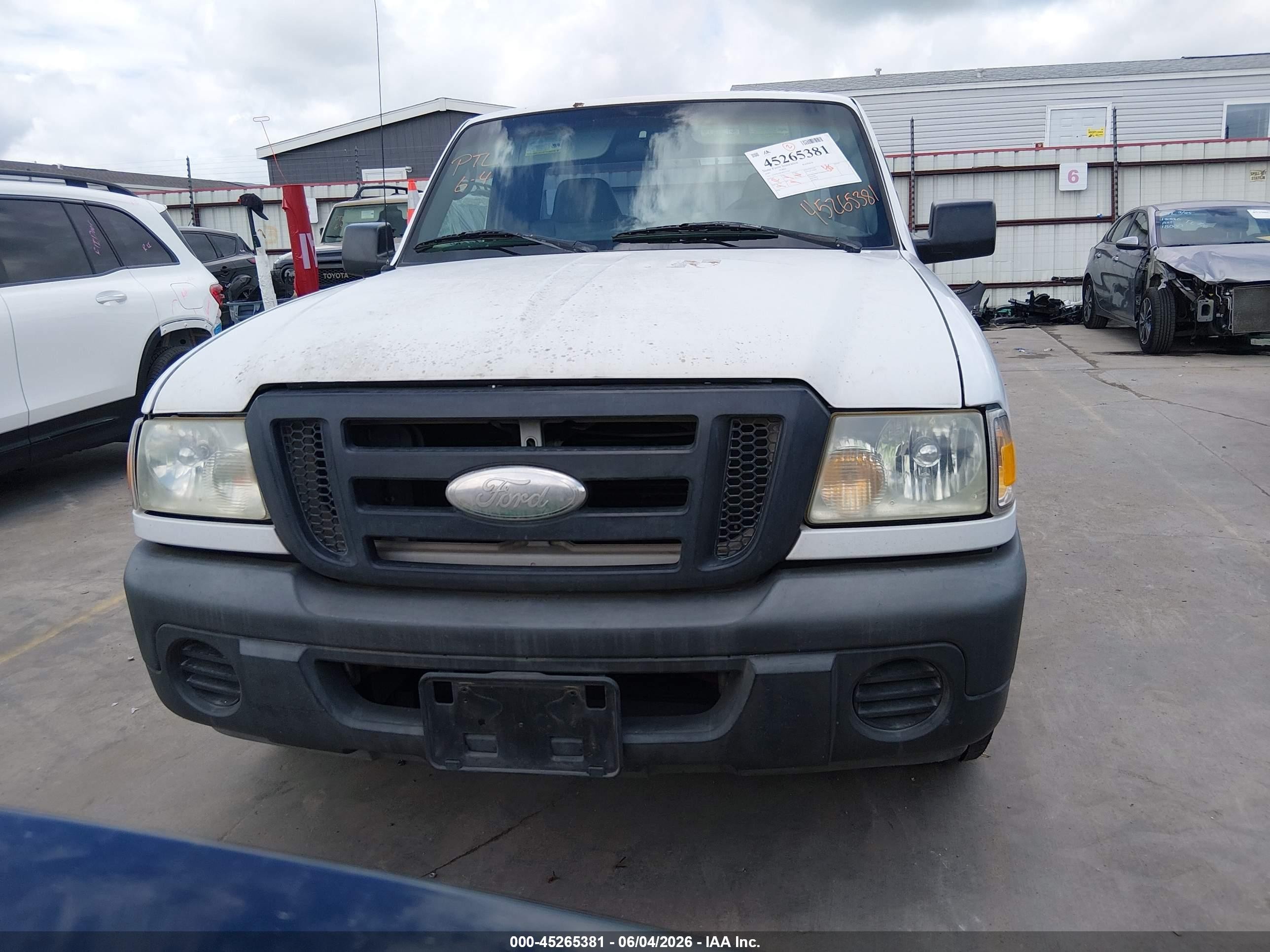 2009 Ford Ranger Xl Белый vin: 1FTYR10D39PA35766