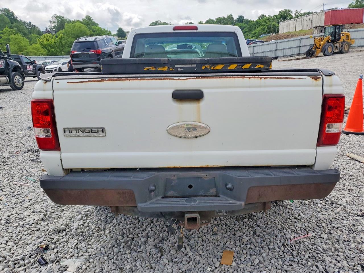 2009 Ford Ranger White vin: 1FTYR10D39PA49814