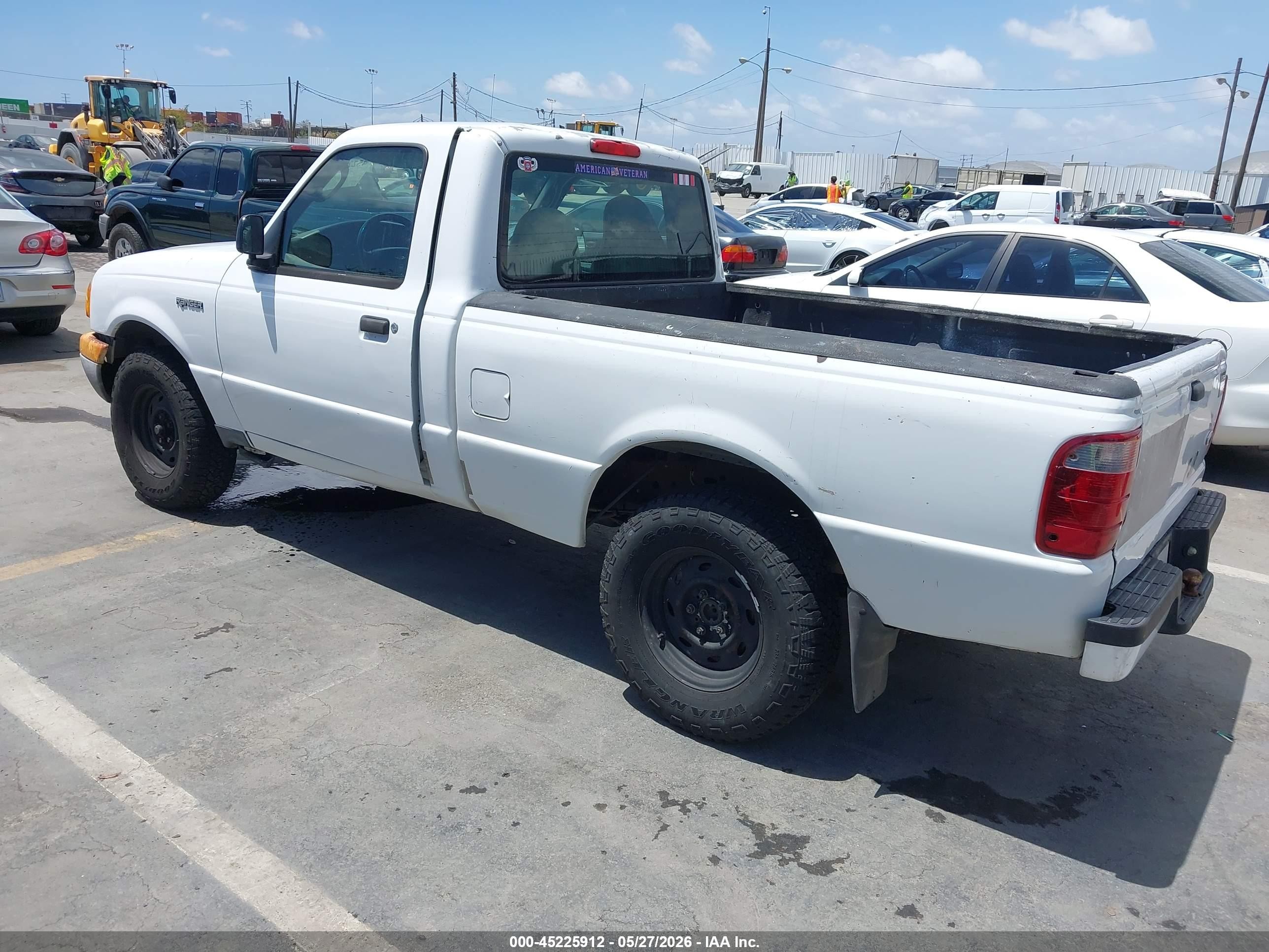 2003 Ford Ranger   Белый vin: 1FTYR10D43TA41848