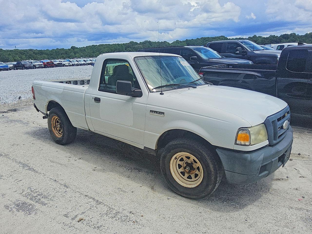 2006 Ford Ranger White vin: 1FTYR10D46PA61661