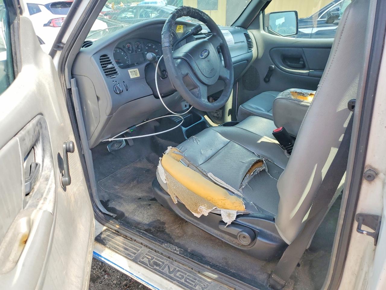 2006 Ford Ranger White vin: 1FTYR10D46PA61661