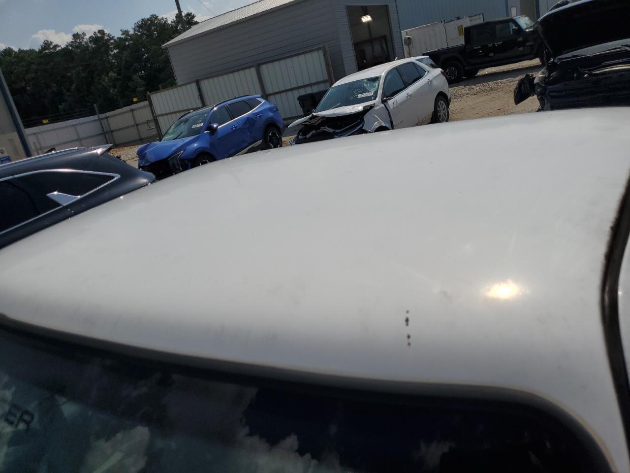 2006 Ford Ranger White vin: 1FTYR10D46PA61661 Damage: Roof, Heavy Scratch, 1/2 To 1 Inch