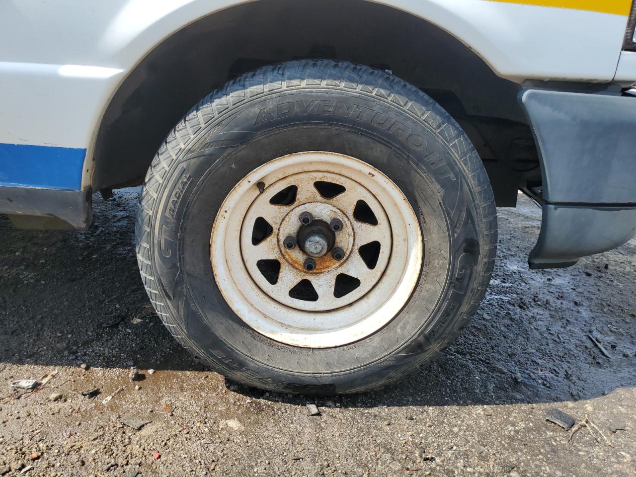 2006 Ford Ranger White vin: 1FTYR10D46PA61661 Damage: Right Front Wheel, Rust, Repair Required