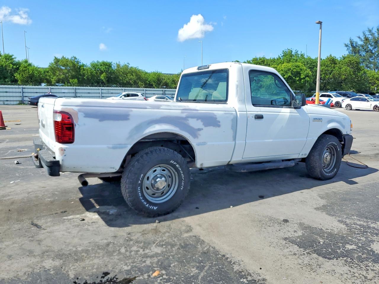 2006 Ford Ranger White vin: 1FTYR10D46PA62003