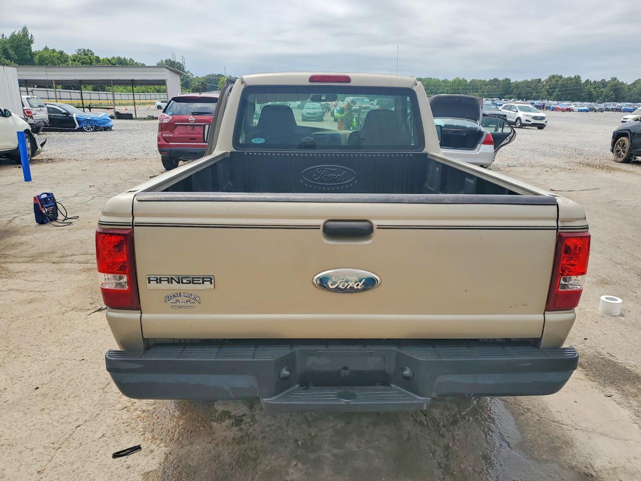 2007 Ford Ranger Beige vin: 1FTYR10D47PA29987