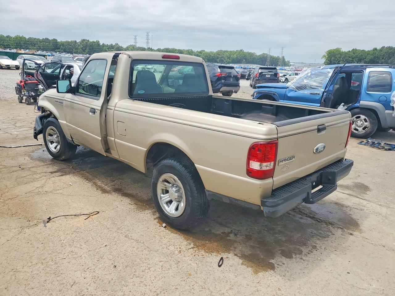 2007 Ford Ranger Beige vin: 1FTYR10D47PA29987