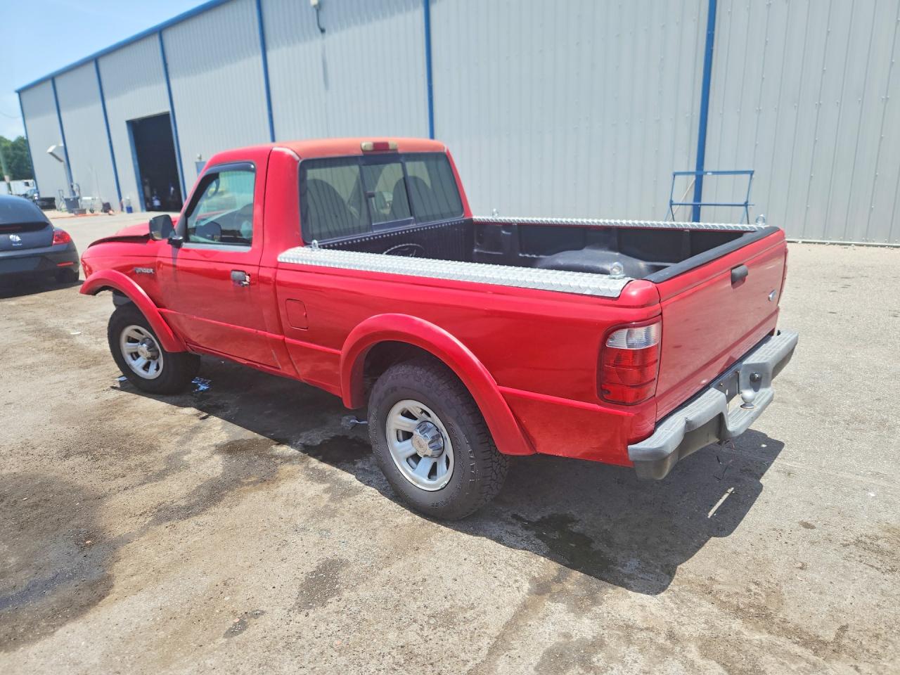2003 Ford Ranger Red vin: 1FTYR10D53PA59154