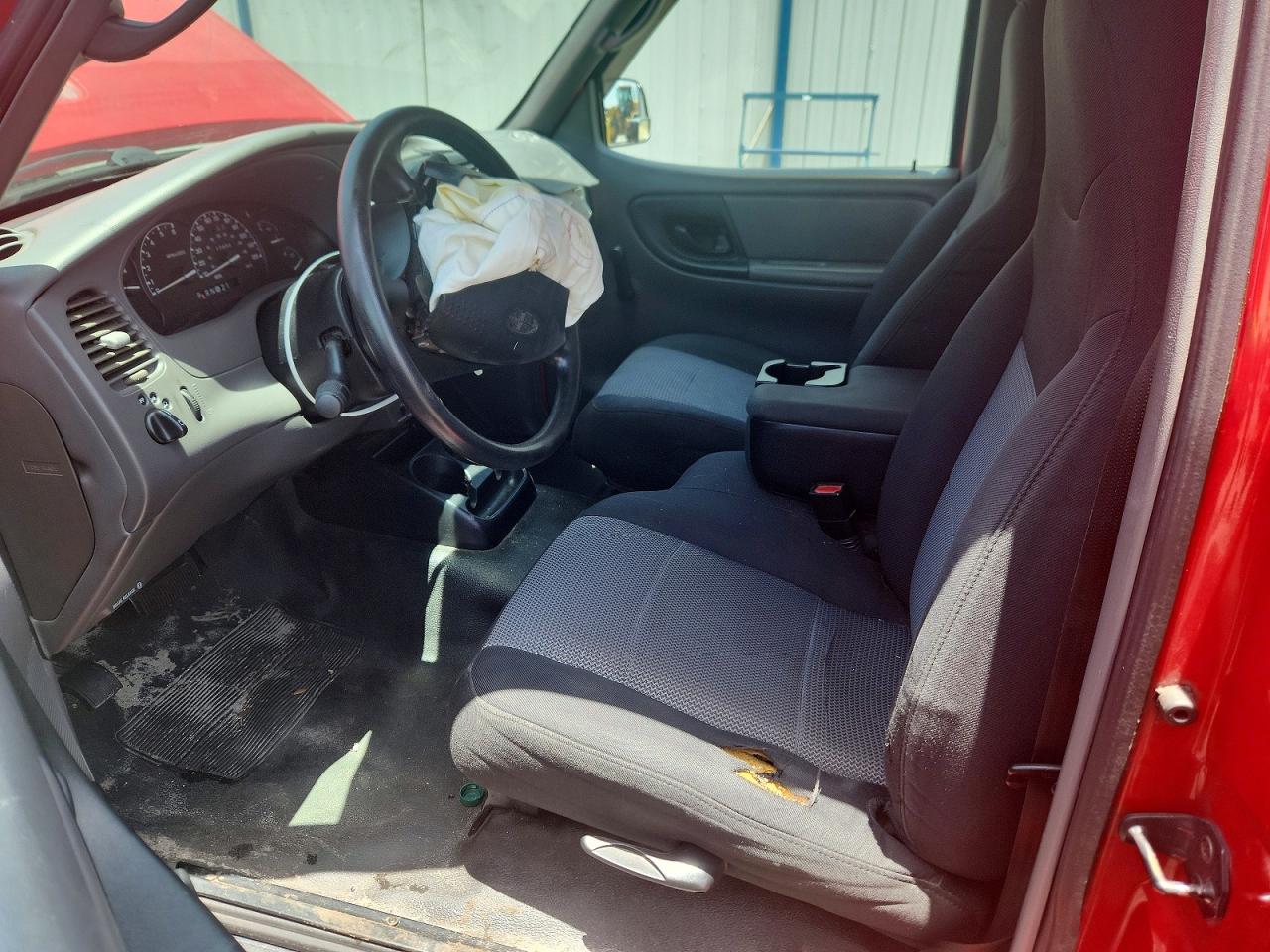 2003 Ford Ranger Red vin: 1FTYR10D53PA59154