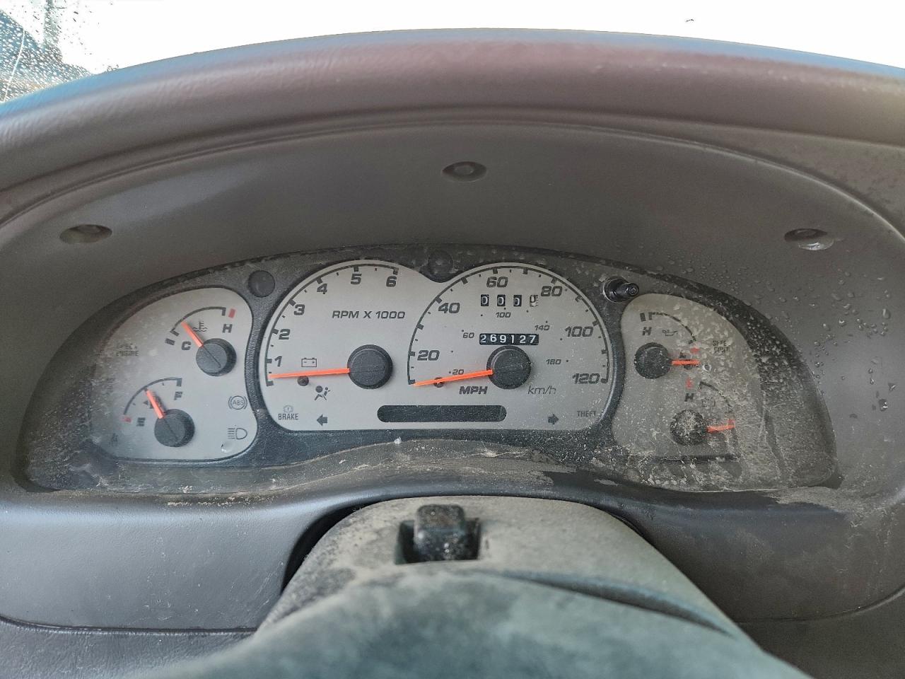 2003 Ford Ranger White vin: 1FTYR10D53PB85014