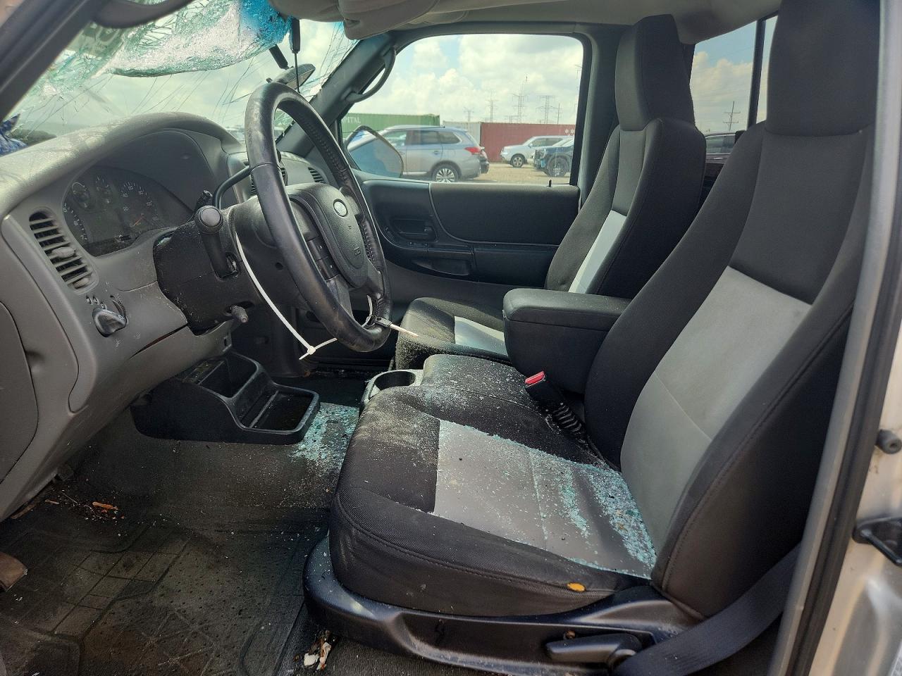 2005 Ford Ranger Silver vin: 1FTYR10D55PB07626