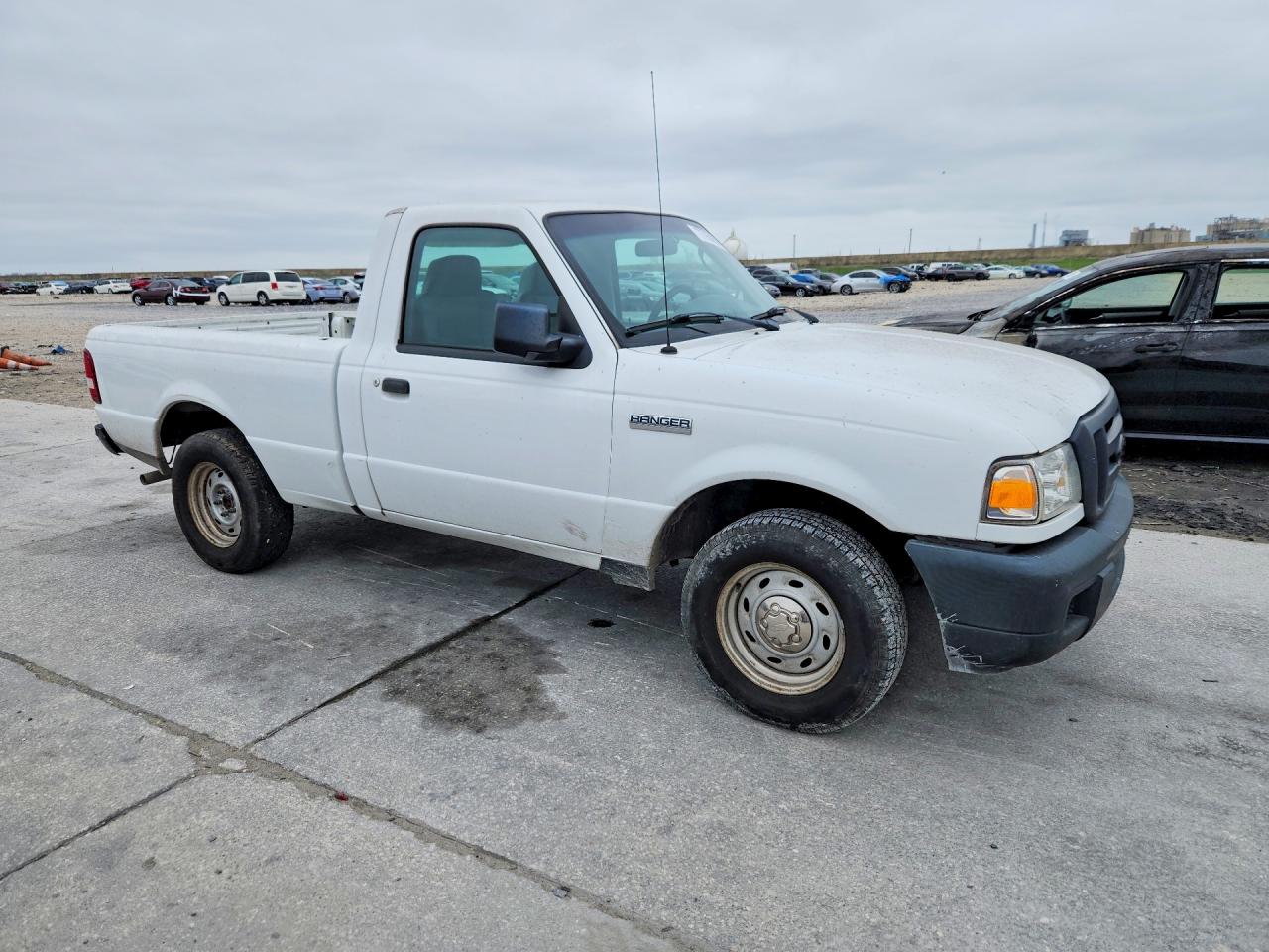2006 Ford Ranger White vin: 1FTYR10D56PA56386