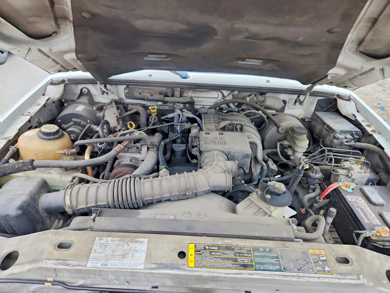 2006 Ford Ranger White vin: 1FTYR10D56PA56386