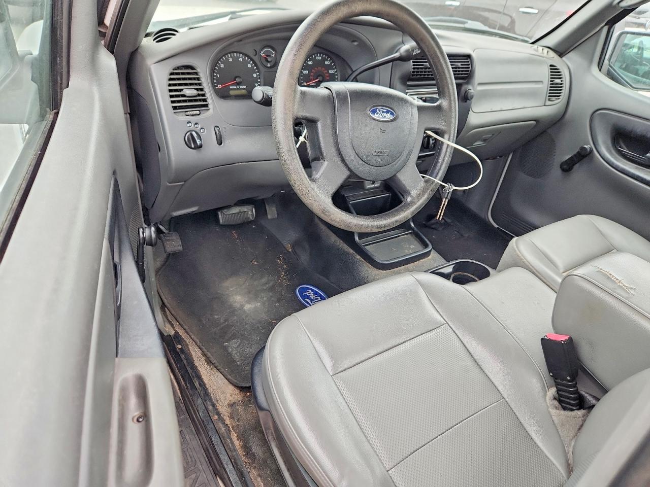 2006 Ford Ranger White vin: 1FTYR10D56PA56386