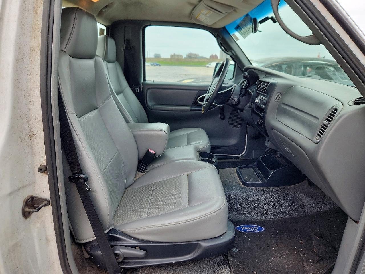 2006 Ford Ranger White vin: 1FTYR10D56PA56386