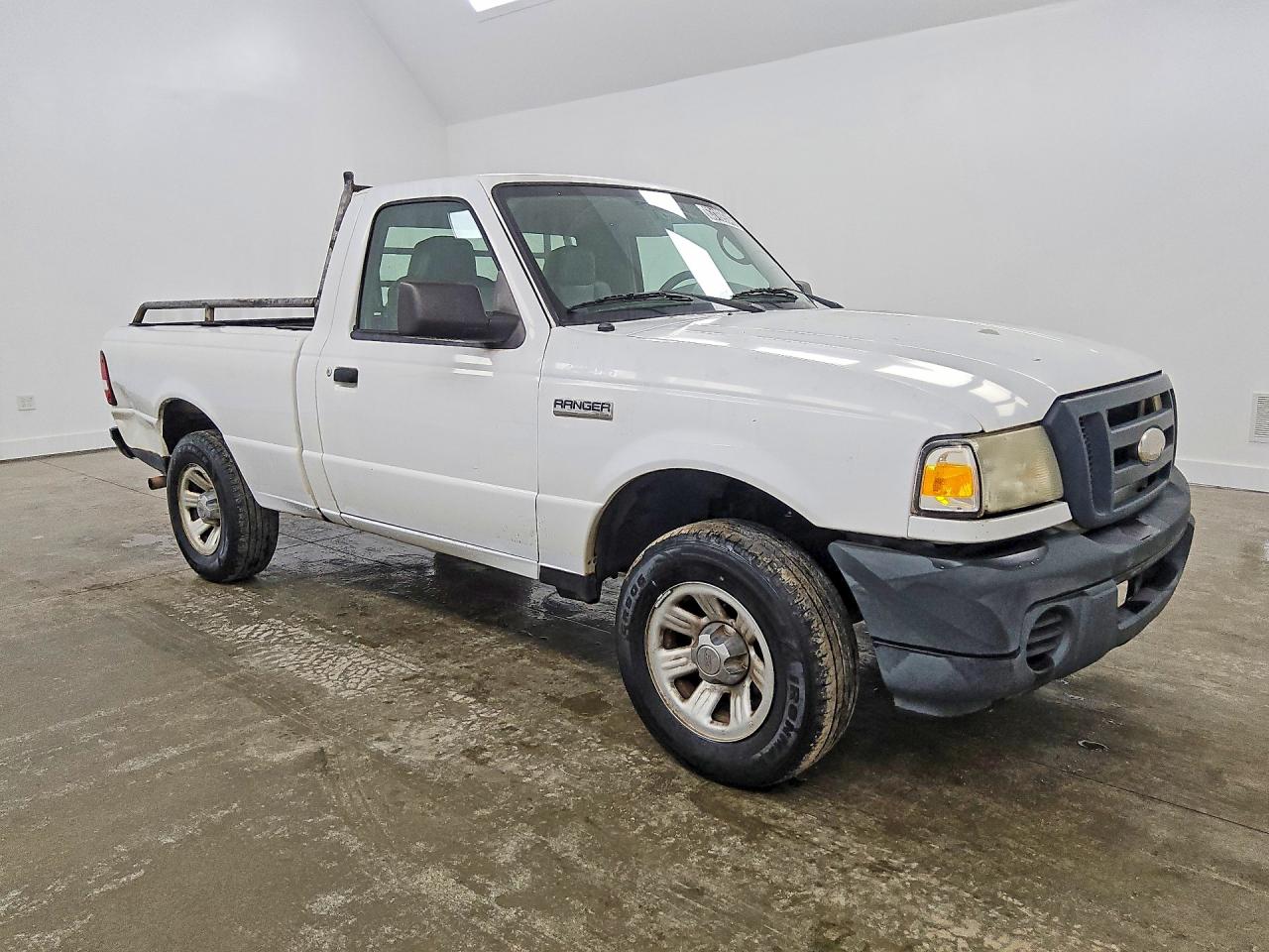 2008 Ford Ranger White vin: 1FTYR10D58PA50056