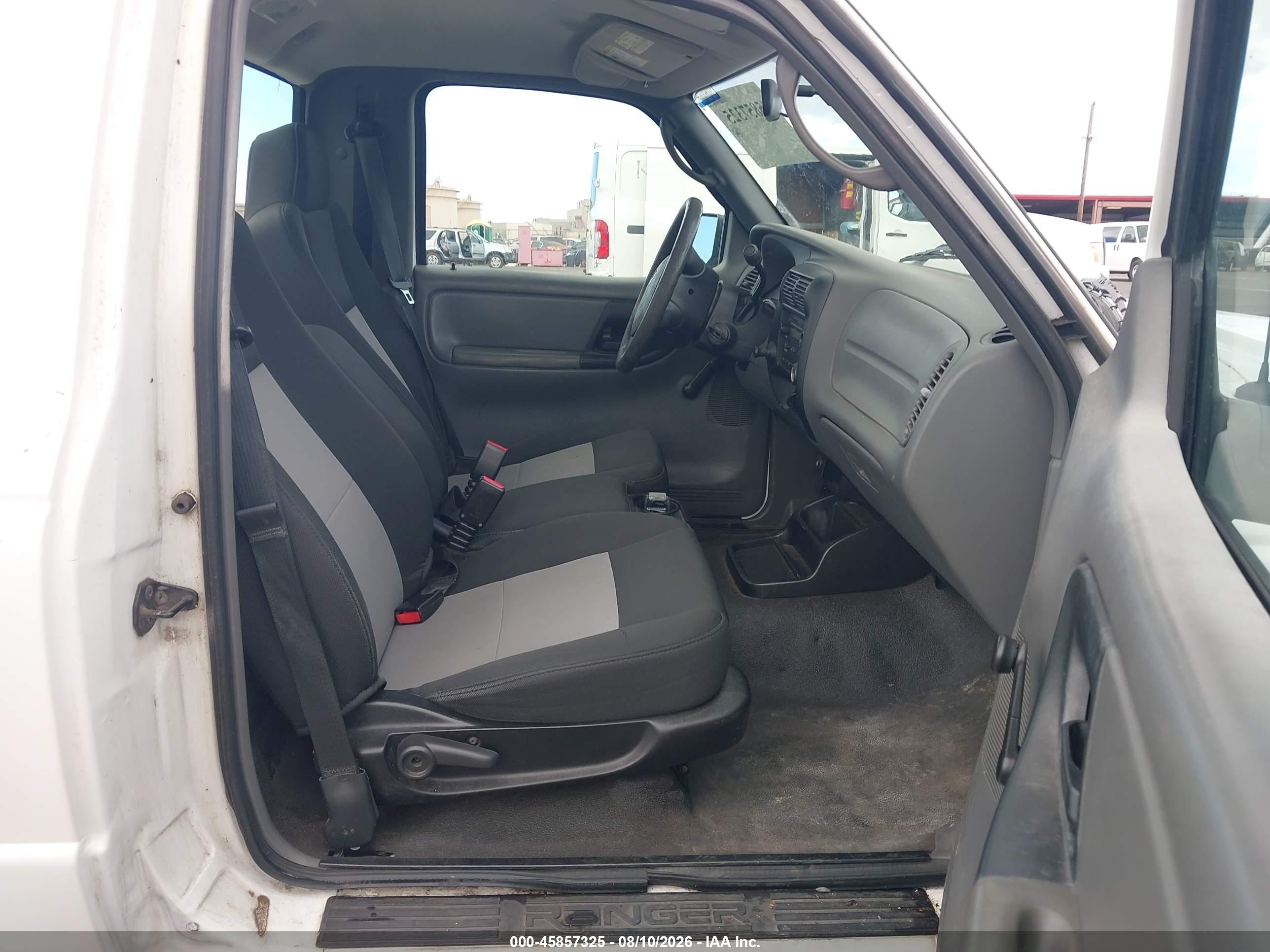 2009 Ford Ranger   Белый vin: 1FTYR10D59PA33470