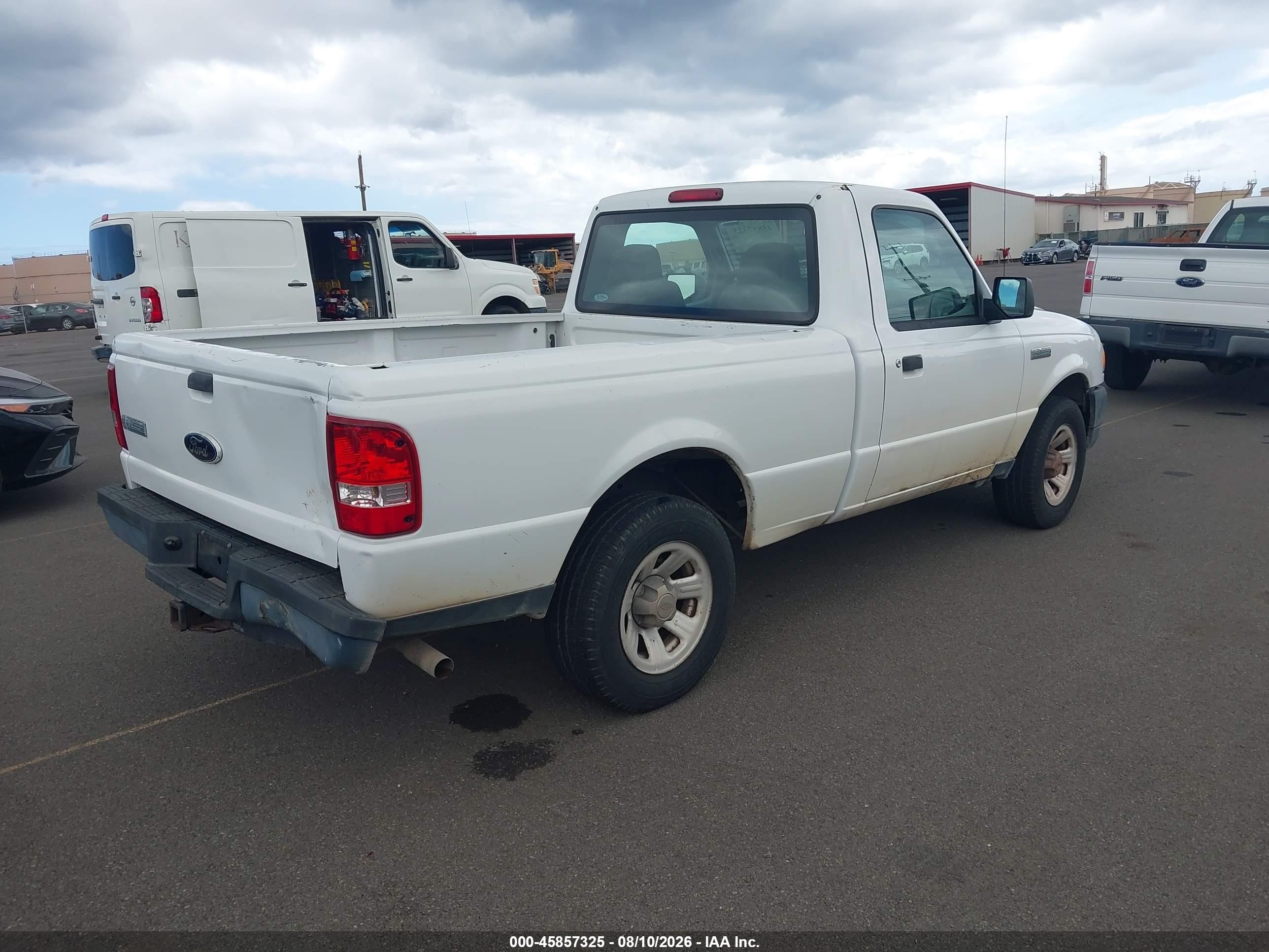 2009 Ford Ranger   Белый vin: 1FTYR10D59PA33470