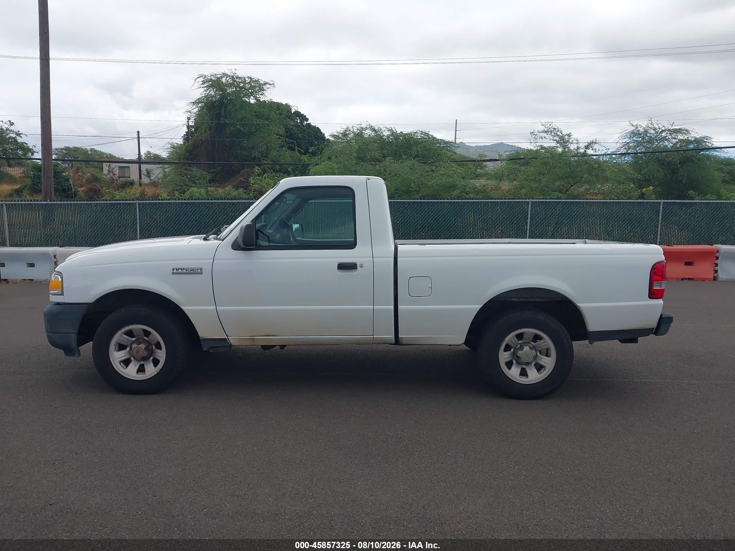 2009 Ford Ranger   Белый vin: 1FTYR10D59PA33470