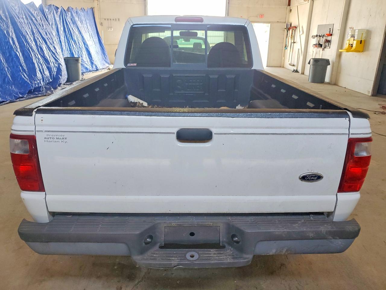 2002 Ford Ranger White vin: 1FTYR10D62PB49797
