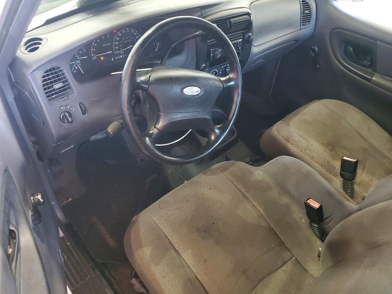 2002 Ford Ranger White vin: 1FTYR10D62PB49797