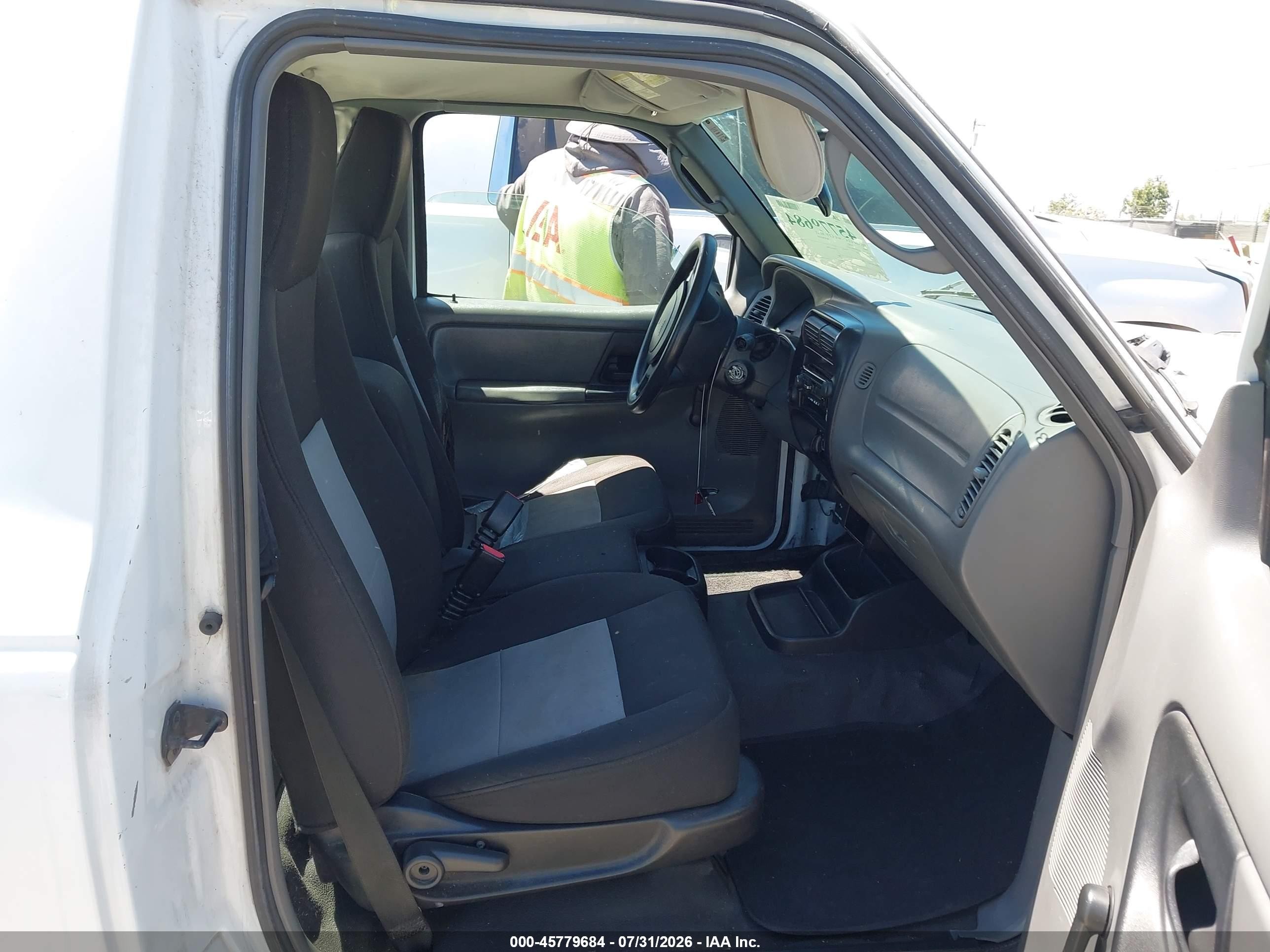 2005 Ford Ranger Xl/xls/xlt Белый vin: 1FTYR10D65PA32631