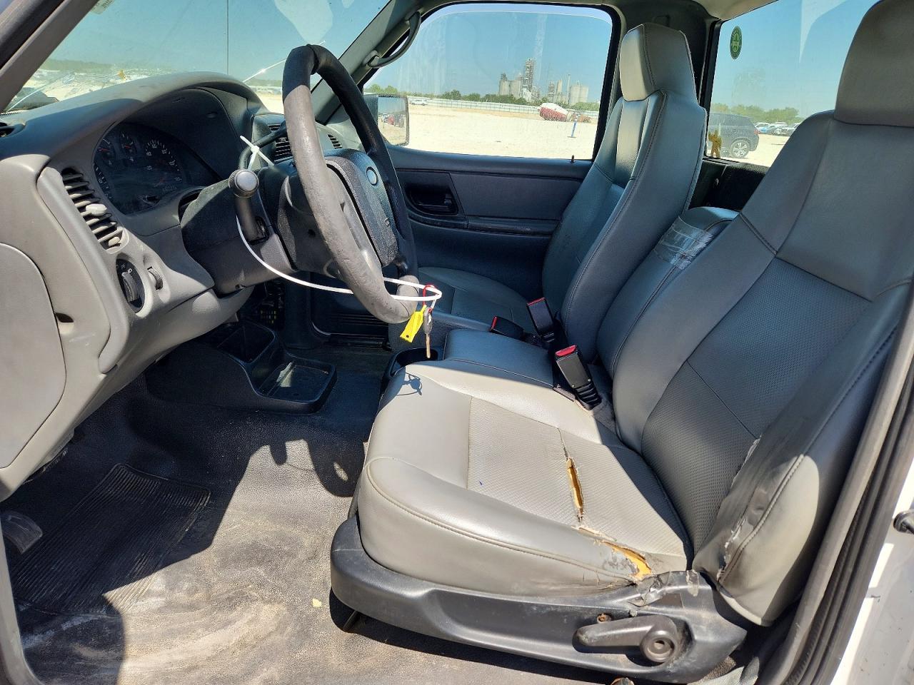 2008 Ford Ranger White vin: 1FTYR10D68PA26395