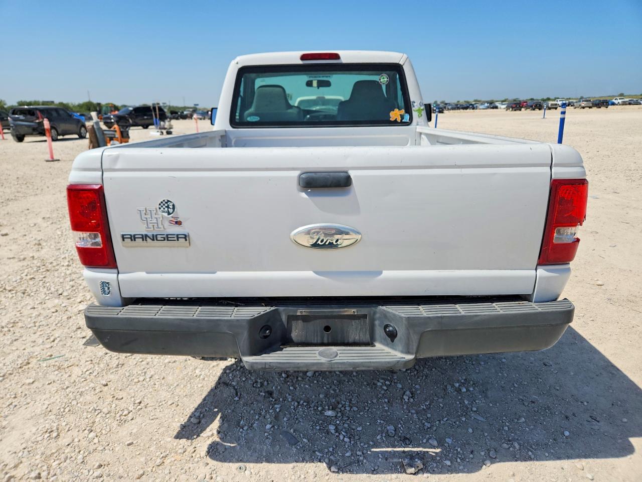2008 Ford Ranger White vin: 1FTYR10D68PA26395