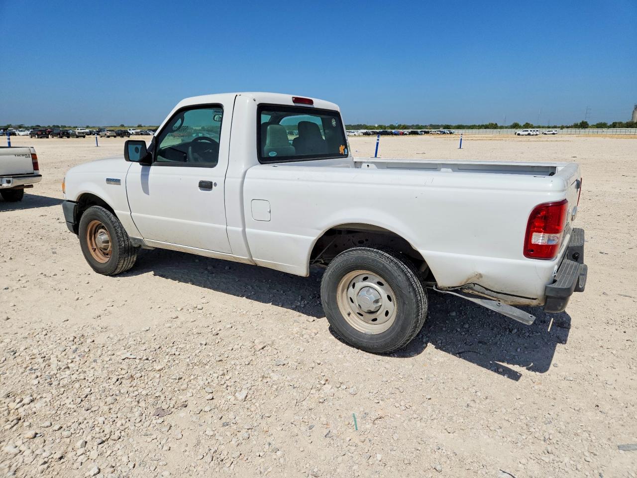 2008 Ford Ranger White vin: 1FTYR10D68PA26395
