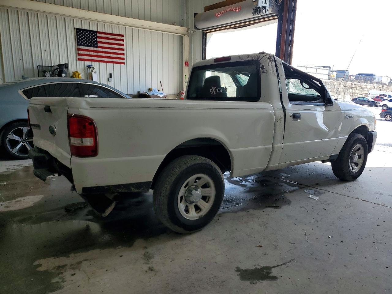 2008 Ford Ranger White vin: 1FTYR10D68PA83745