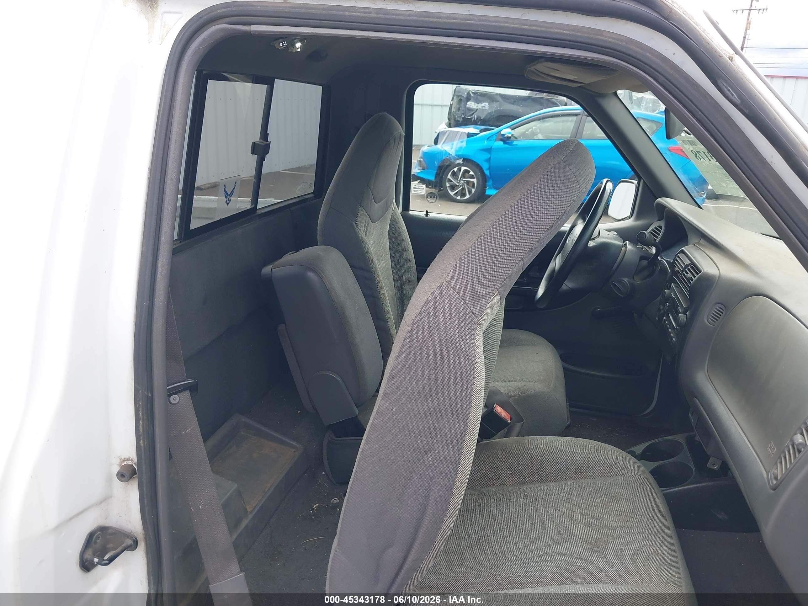 2002 Ford Ranger Xl/xlt White vin: 1FTYR10D72PA30978