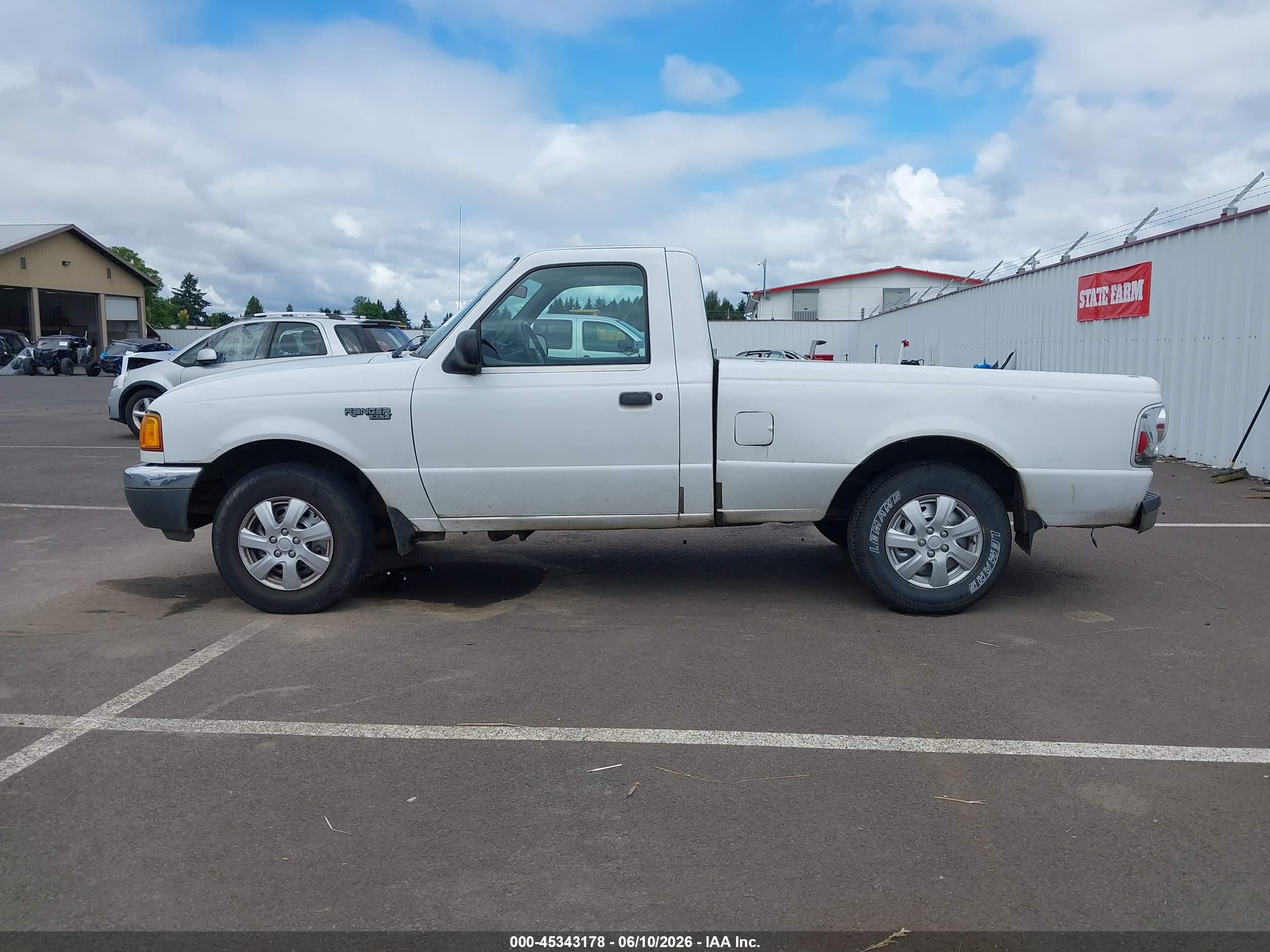 2002 Ford Ranger Xl/xlt White vin: 1FTYR10D72PA30978