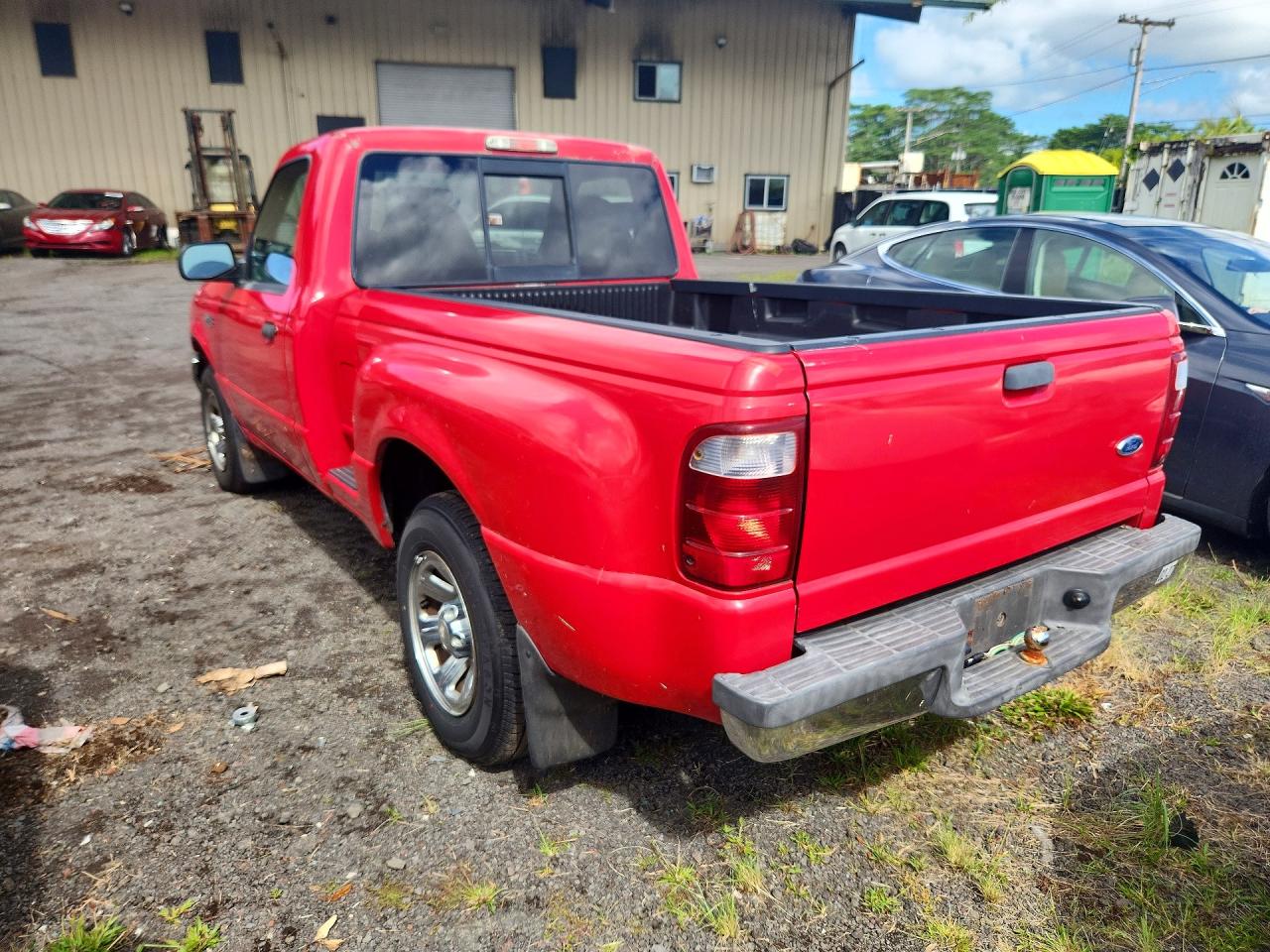 2002 Ford Ranger Red vin: 1FTYR10D72TA57329