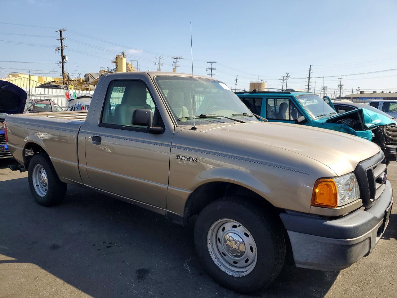 2005 Ford Ranger Beige vin: 1FTYR10D75PA11125